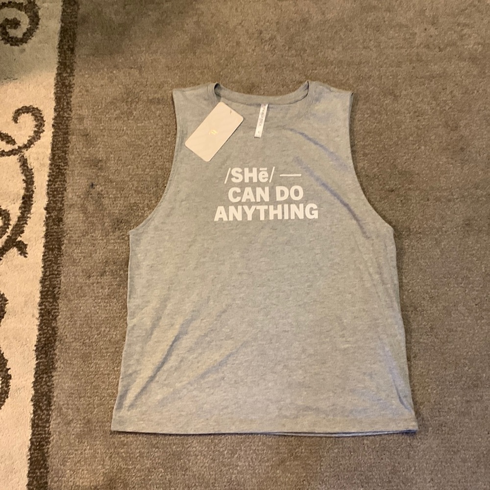NEW FABLETICS WOMENS MICAH MUSCLE TANK SIZE S